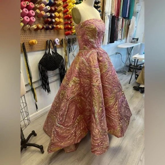 Luxury Designer Gown - Picture 3 of 3